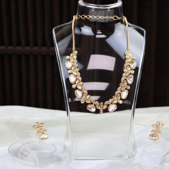 Graceful Brass Kundan Necklace & Earrings Set, JP43 - Picture 9 of 12